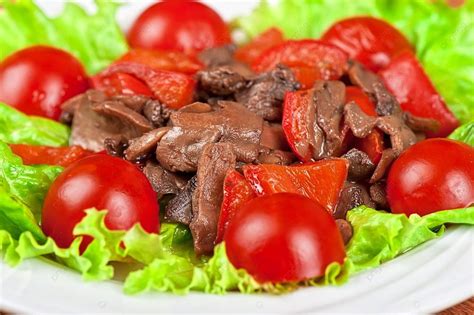  Daging Sapi Panggang Liaoyang - Czy Smak Spalonego Mięsa Może Być Tak Pyszniesięziny?